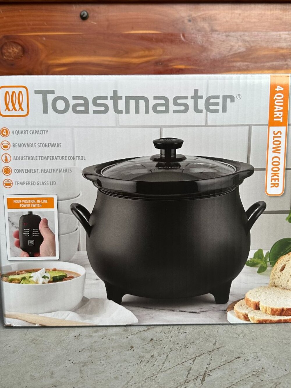Toastmaster 4 Quart Cauldron Slow Cooker with Removable Stoneware